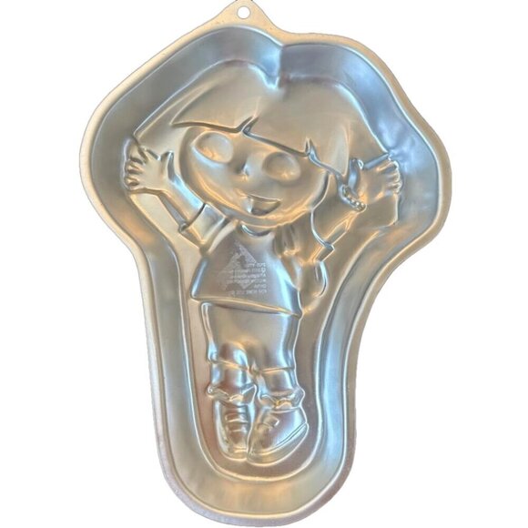 Wilton 2003 Dora the Explorer Cake Pan #2105-6300 - Picture 2 of 4